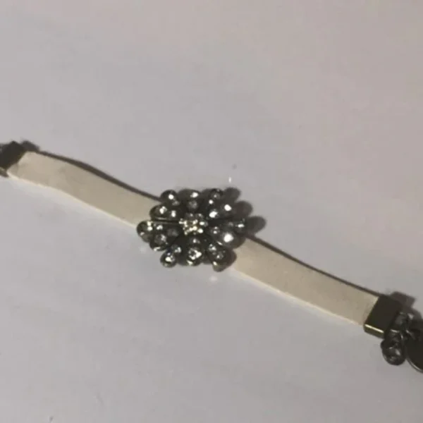 LEATHER BAND RHINESTONE FLOWER BRACELET