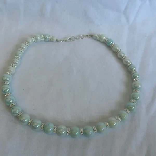 MINDFUL MEDIUM SIZED BEADS LAYERING NECKLACE